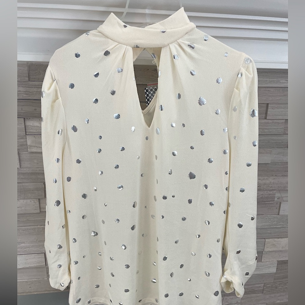 Como Black Dot Peek A Boo Top